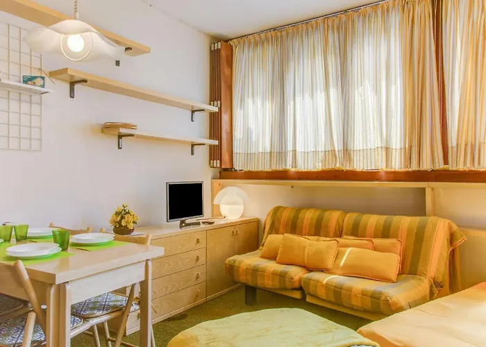 Apartment In Cervinia With Ski Access Lägenhet Breuil-Cervinia