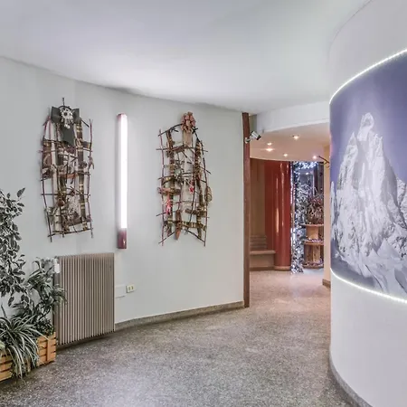 Appartement In Cervinia With Access